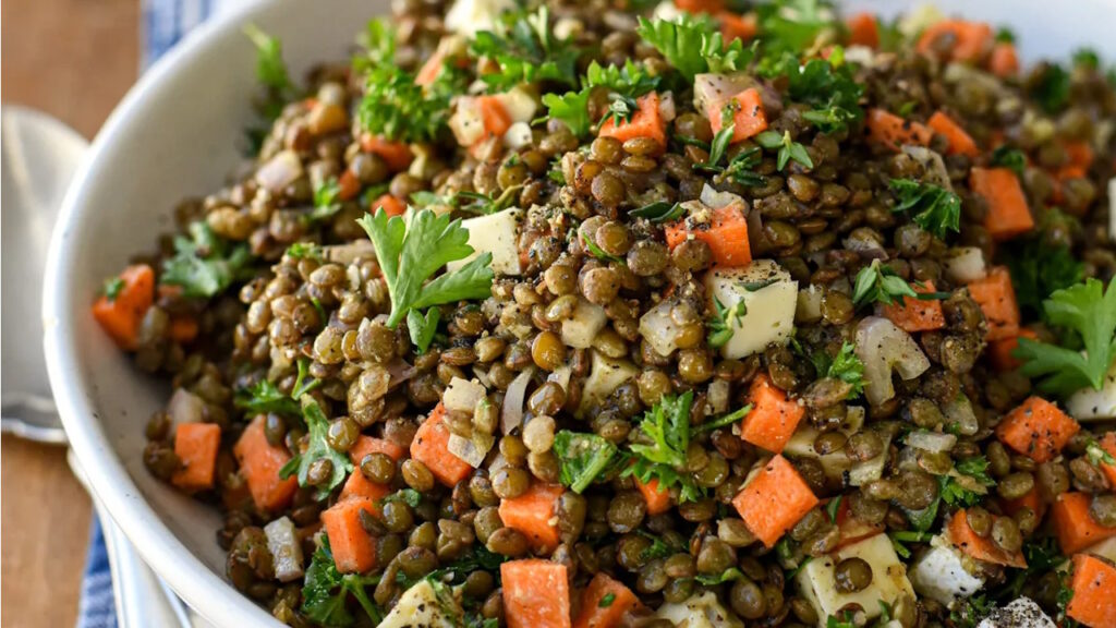 Salade lentilles, carottes et œufs durs