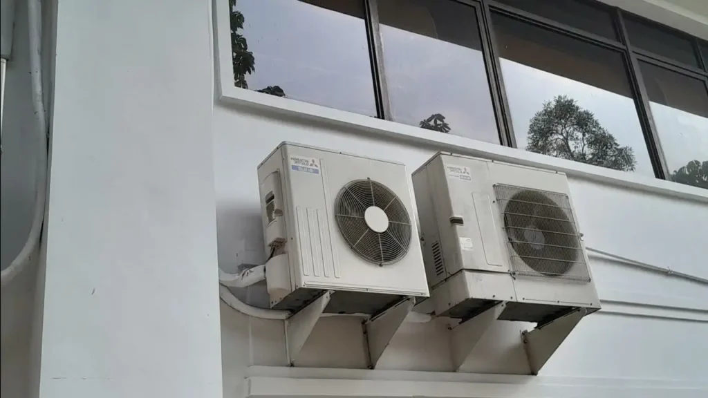 Climatiseur : il vous rafraîchit, mais réchauffe la rue