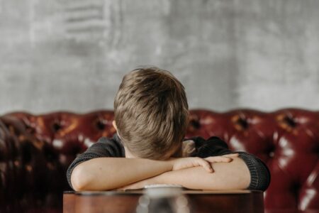 Grandir sans smartphone a développé une qualité que les enfants d’aujourd’hui n’ont plus Grandir sans smartphone a développé une qualité