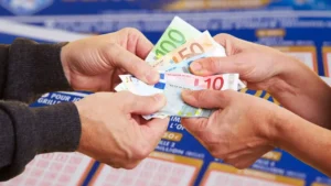 Prêter de l'argent pour jouer à l'EuroMillions : le piège juridique