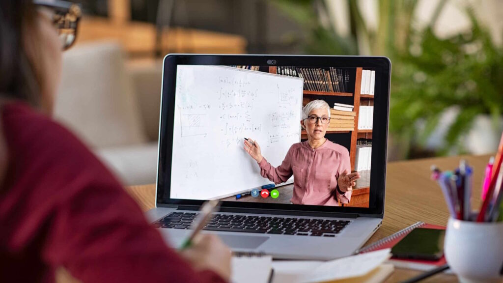 L’apprentissage en ligne