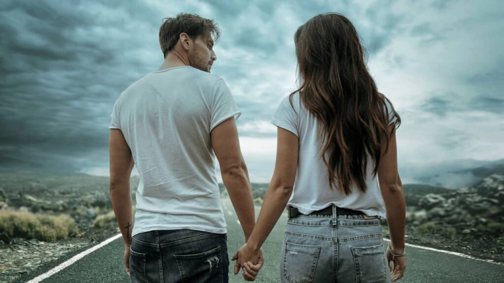 couple chemin