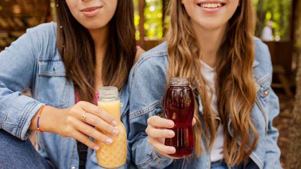 filles jus de fruits