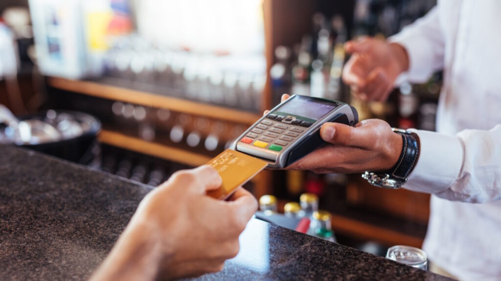 Attention aux frais liés aux paiements à l’étranger