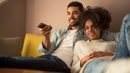 IPTV : les bons réflexes à avoir avant de s’abonner en 2026 IPTV : les bons réflexes à avoir avant de s'abonner en 2026
