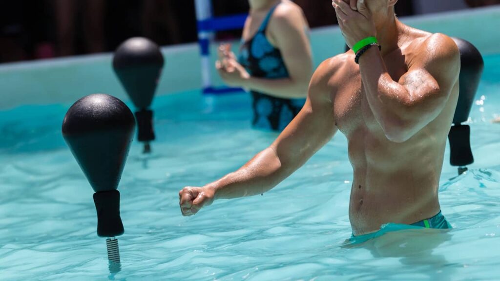 punching ball piscine