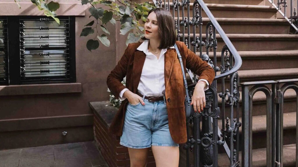 Le short peut rester chic après les vacances