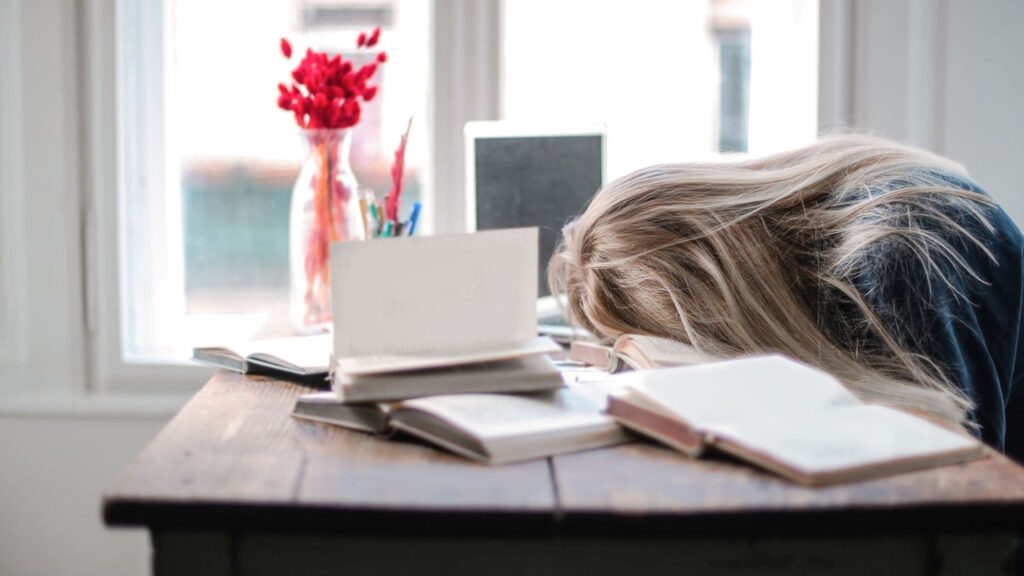 Le travail empiète sur le temps consacré au sommeil