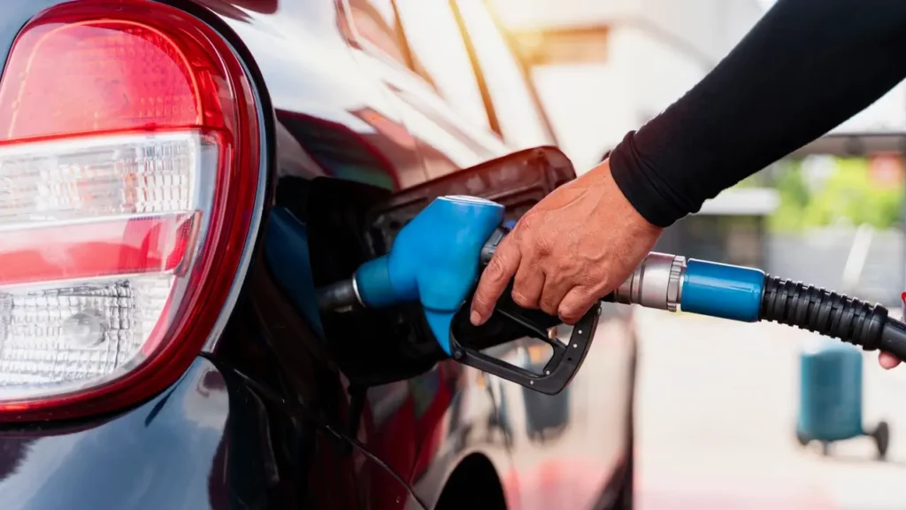 Carburant 2026 : pourquoi les prix remontent à la rentrée ?