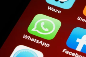 Arnaque WhatsApp iPhone