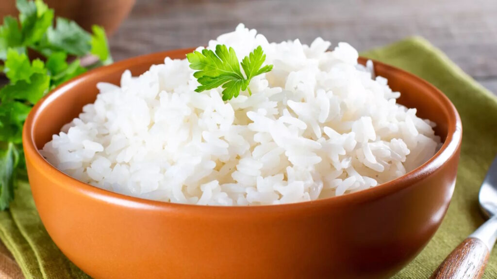 Le riz et les pâtes cuits