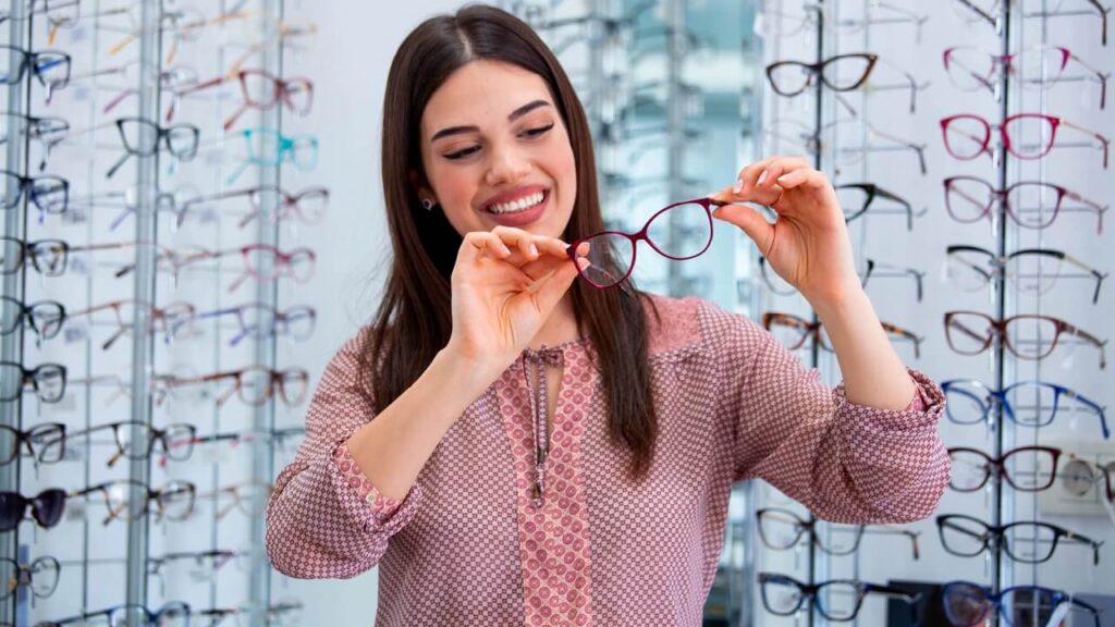 Rokid ouvre à Hong Kong un magasin sans vendeur : les lunettes IA en libre-service