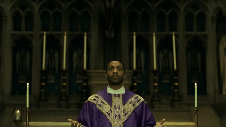 The Exorcist Martyrs : Mike Flanagan dévoile un premier teaser et l’intrigue du nouveau film The Exorcist Martyrs : Mike Flanagan dévoile un premier teaser et l'intrigue du nouveau film d'horreur