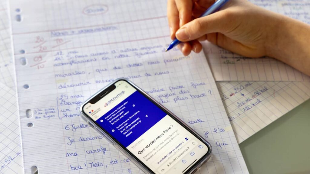 parcoursup devoir feuille