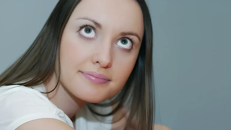 Pourquoi certaines personnes se souviennent de leurs rêves presque chaque nuit et d’autres jamais ? Pourquoi certains se souviennent-ils mieux de leurs rêves ?