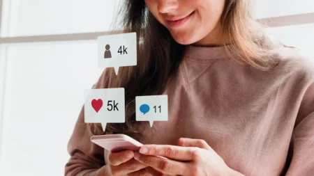 Réseaux sociaux : les 5 tendances qui redéfinissent le métier de community manager en 2027 Réseaux sociaux : 5 tendances du community manager en 2027